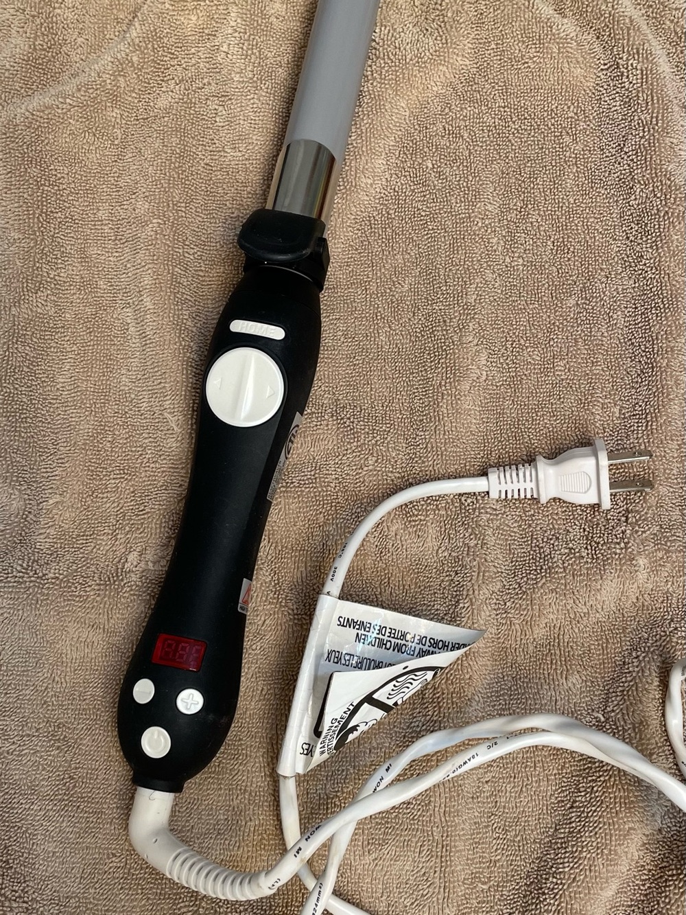 The Beachwaver Co. S1 Curling Iron